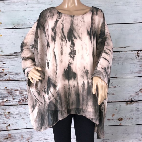 Melissa Paige Tops - Melissa Paige Batwing Tie-Die Top - 1X